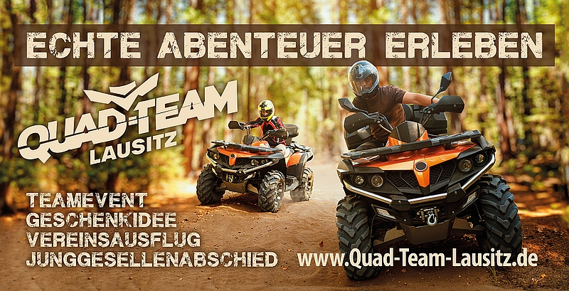 Banner von Quad-Team-Lausitz mit zwei Quads im Wald